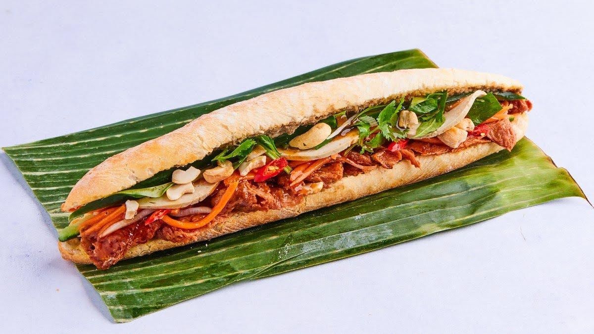 Banh Mi Satay "Chicken" (B5) – EatHappy Vegan catering